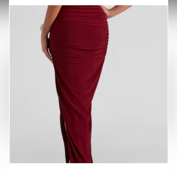 Windsor - Adora Formal One-Shoulder Ruched Dress - Picture 2 of 8